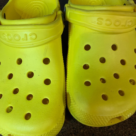 Used Yellow Crocs size Youth 4 or Women's 6 - Picture 6 of 9